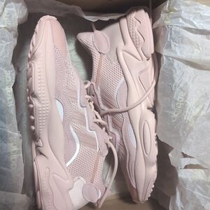 Adidas Ozweego Women's Blush Pink Sneakers, Comfortable And Stylish NWTags